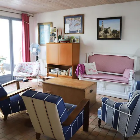 Maison Familiale 4 Chambres, Au Coeur De Loix, Location A La Semaine Uniquement Loix