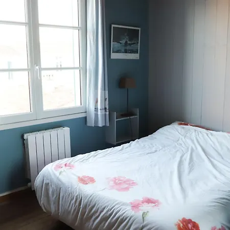 Feriehus Maison Familiale 4 Chambres, Au Coeur De Loix, Location A La Semaine Uniquement *