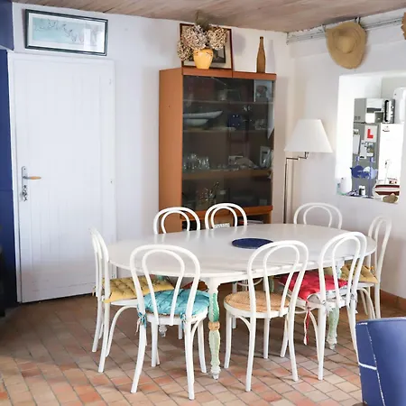 Feriehus Maison Familiale 4 Chambres, Au Coeur De Loix, Location A La Semaine Uniquement *